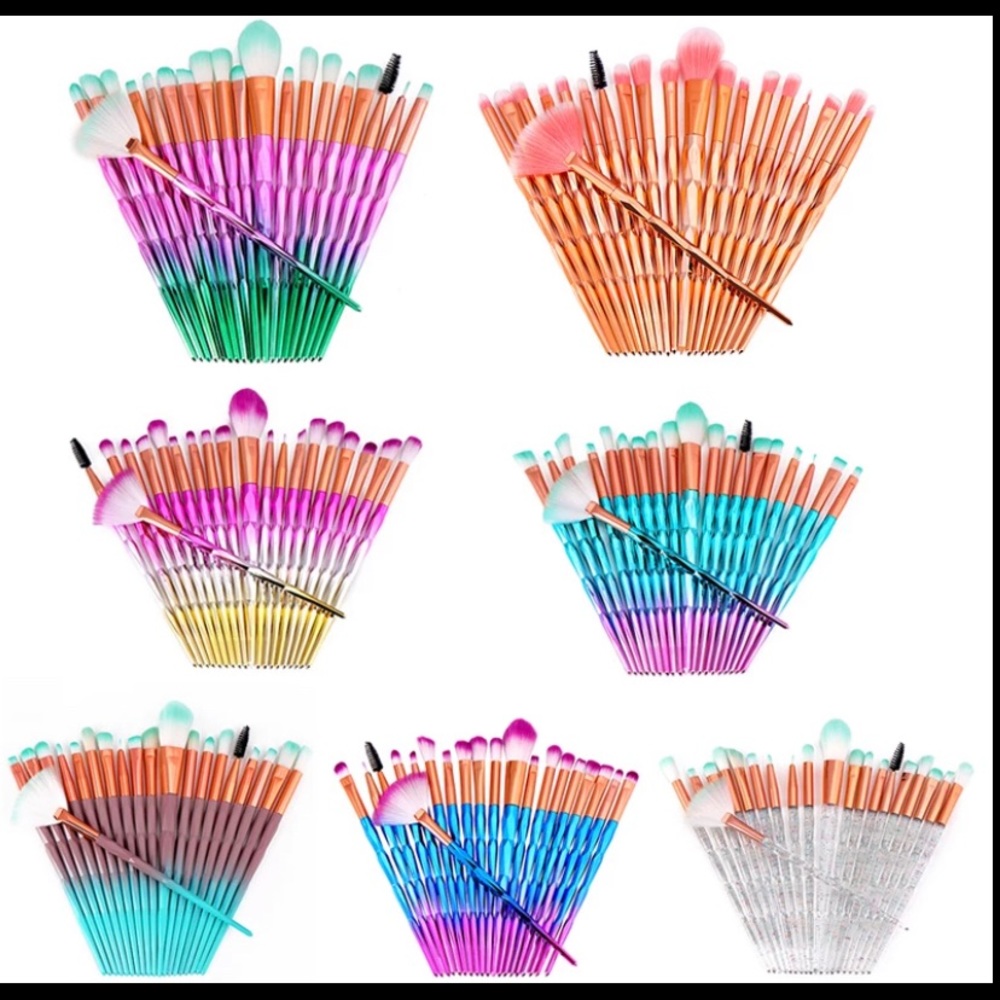 20 Pcs Makeup Brush Set Eyeshadow brushes.